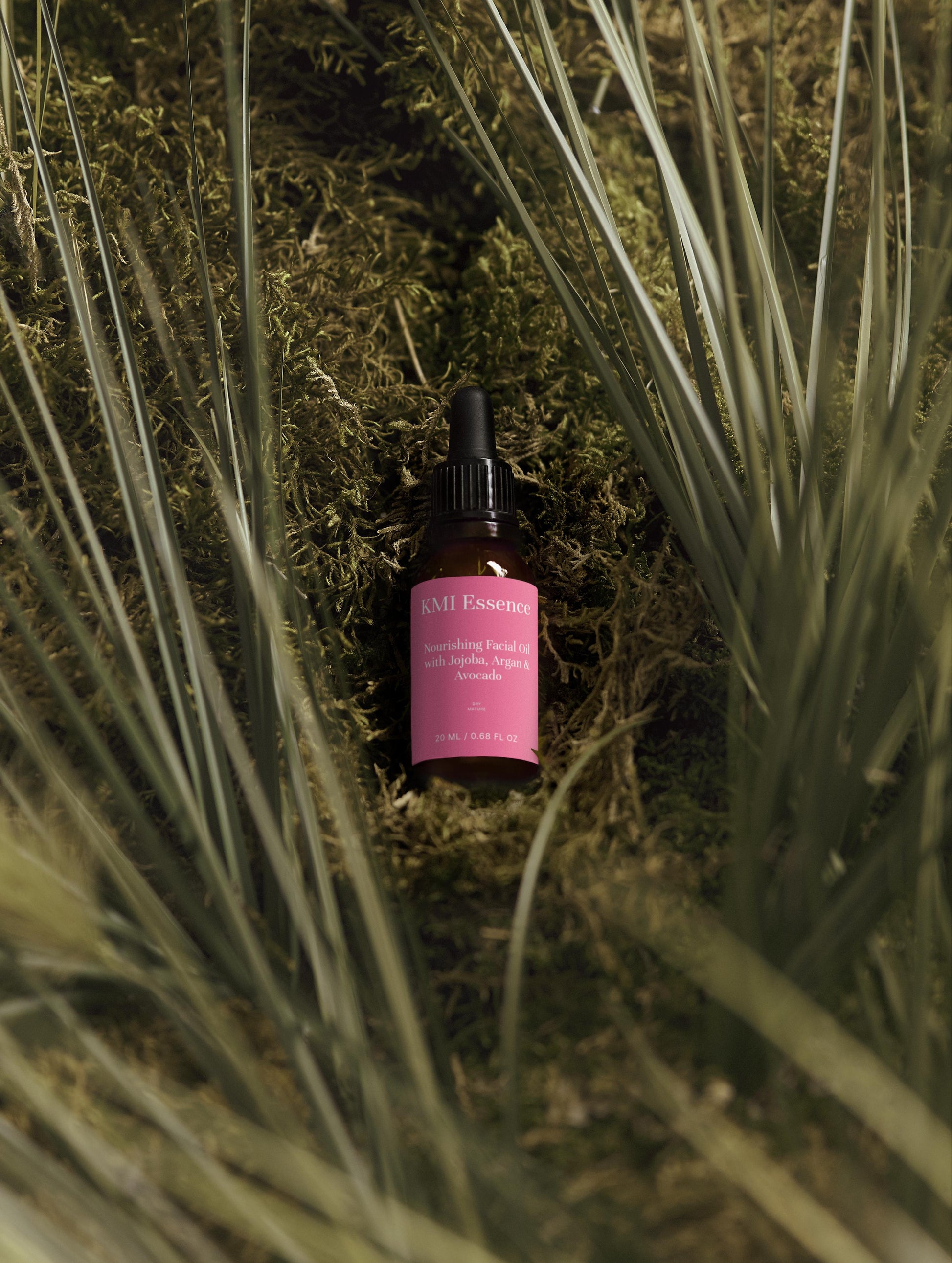 Kmi Essence Nourishing Facial Oil with Jojoba, Argan & Avocado – 20ml Natural Face Care Selfnamed